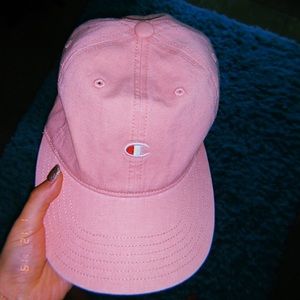 LIMITED CHAMPION HAT